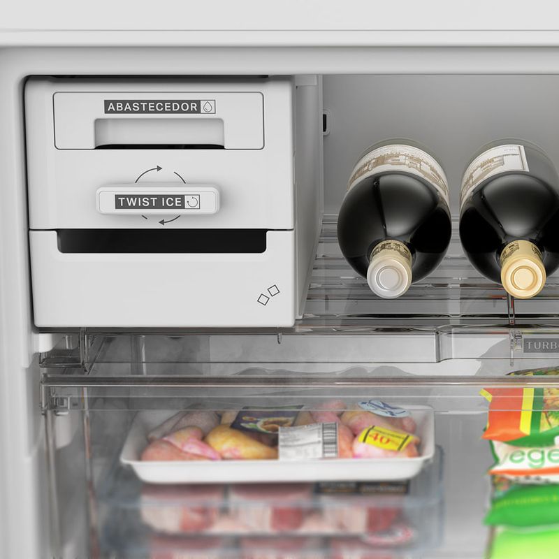 Heladera 449 Lts Control de Temperatura Turbo Negra